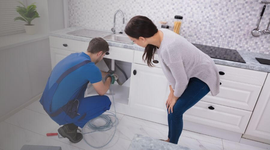 Expert burst pipe repair services in Alpena, SD